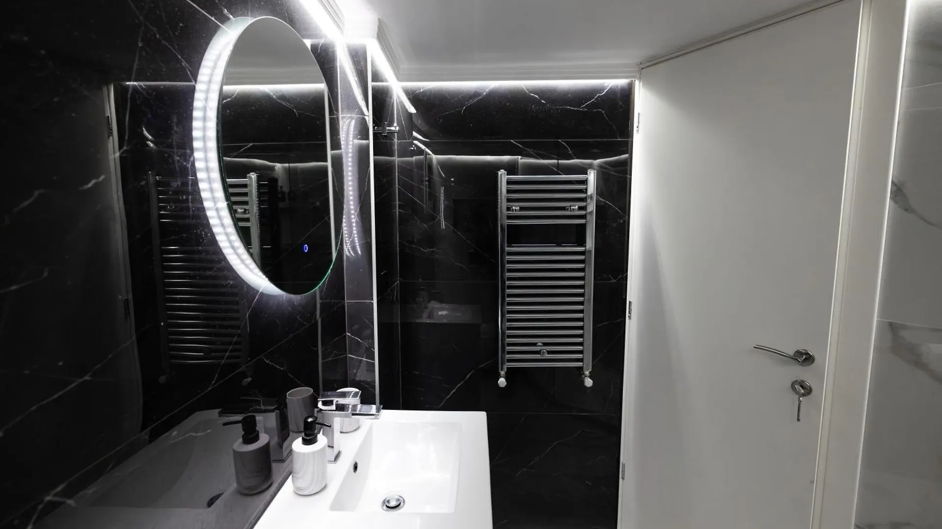 Db Premium Stay Apartments #Two Bedroom Thessaloniki 0*,